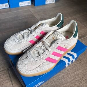 adidas Women's Sneakers in Cream and Pink